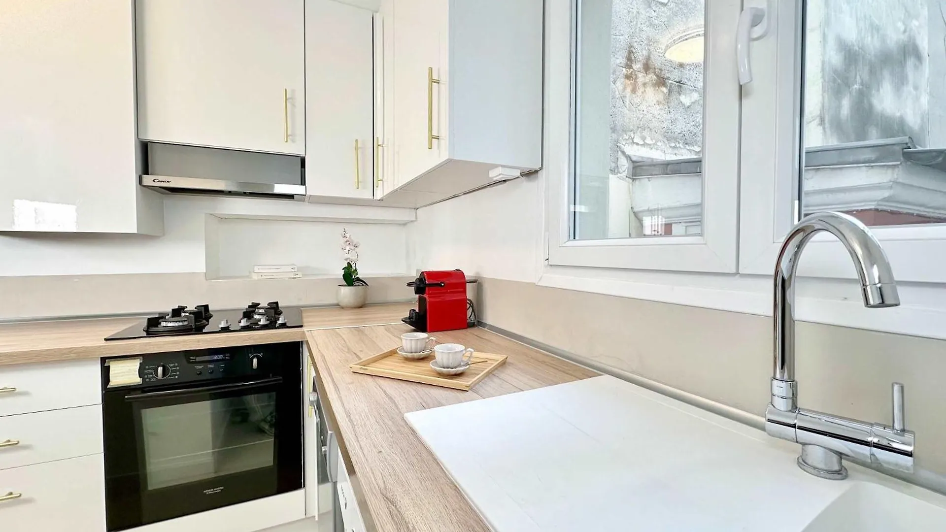 Brand New In Le Marais Appartamento *