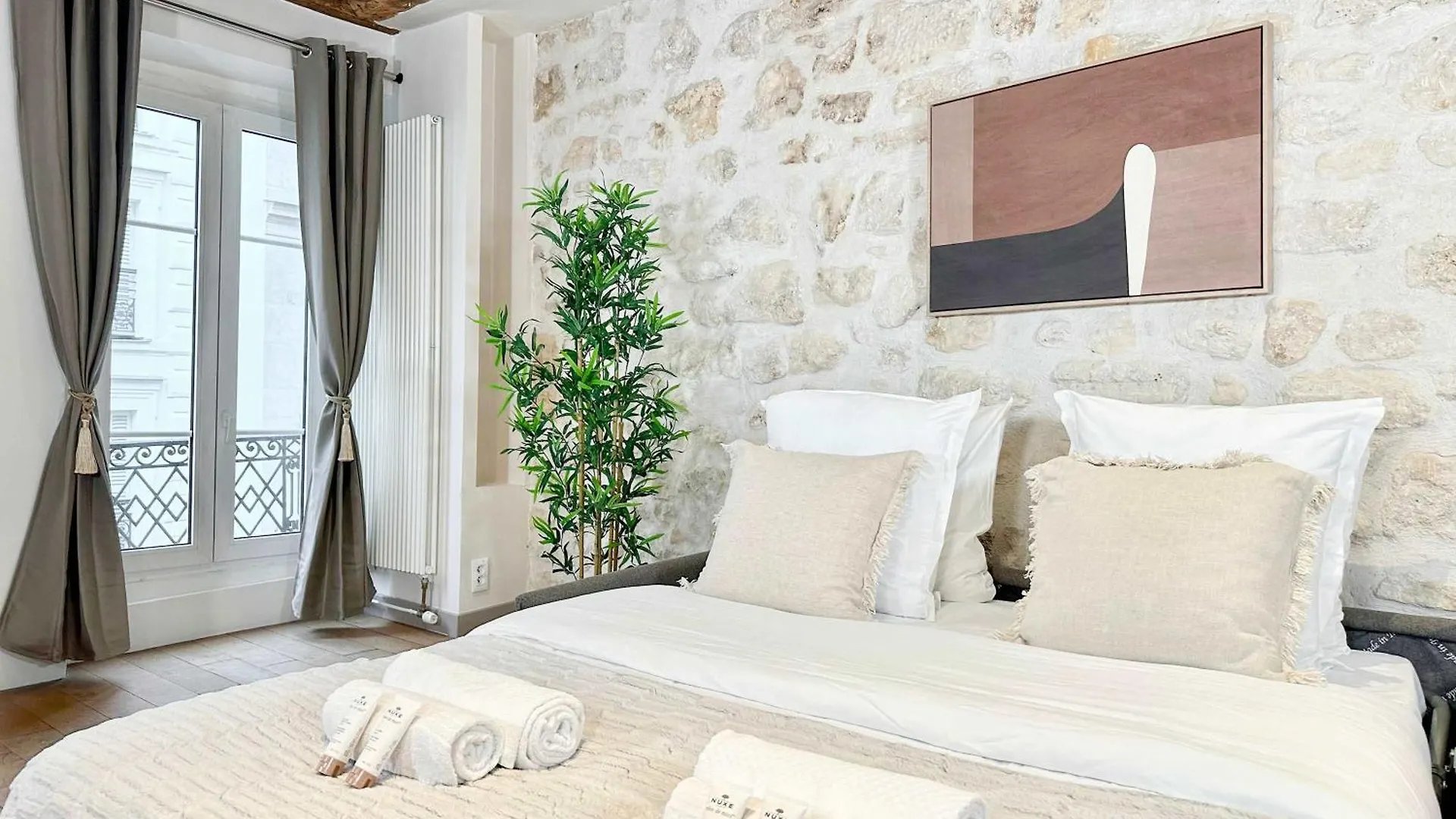 Brand New In Le Marais Appartamento *