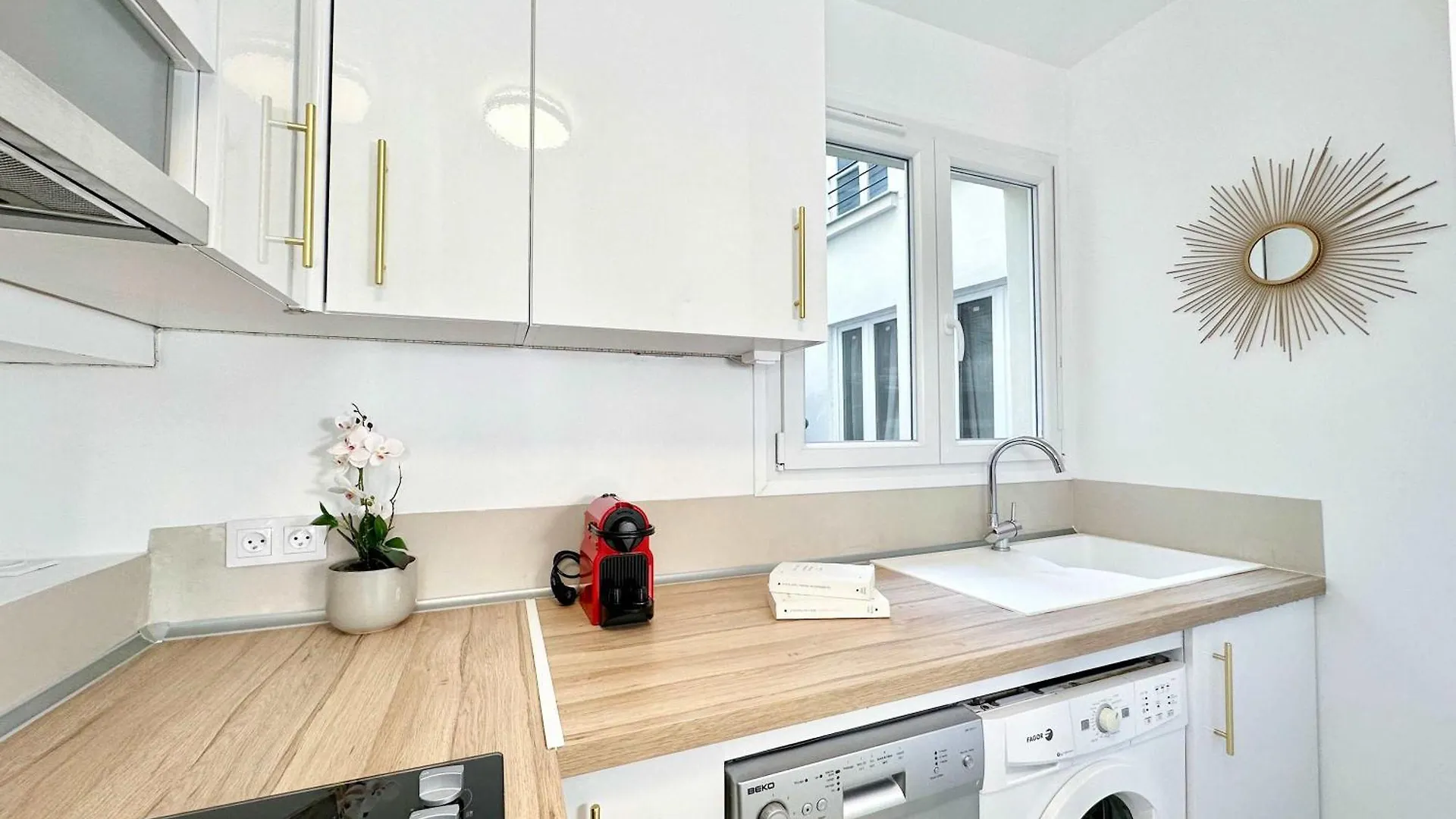 Brand New In Le Marais Apartment Paris