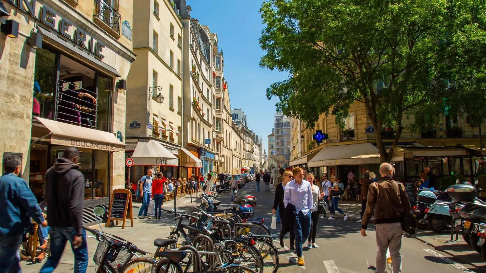 Brand New In Le Marais *